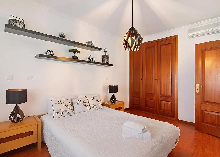 T2 Perniciario شقة *