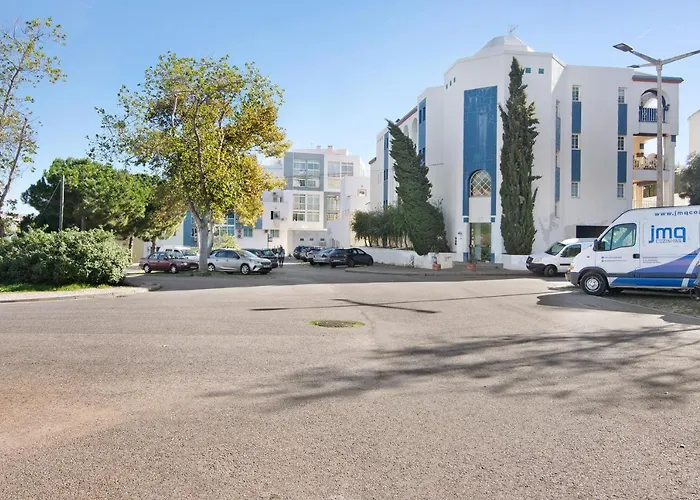 T2 Perniciario البوفيرا